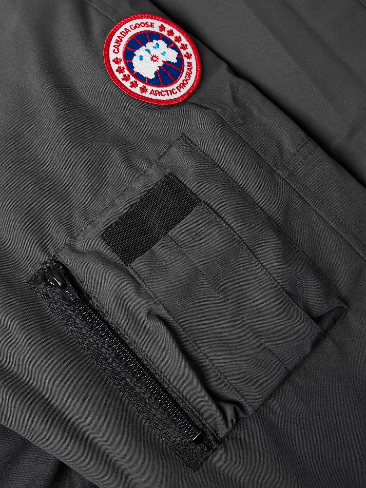 CANADA GOOSE
Chilliwack Arctic Tech® Hooded Down Jacket